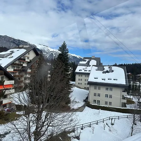 In-ski Out