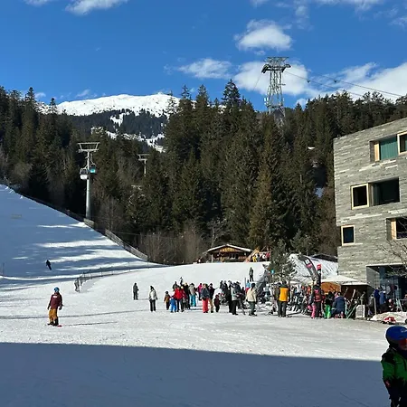 Apartment In-ski Out *